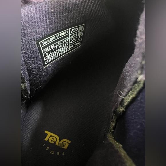 Womens Anna Sui X Teva Ember Mid Quilted Sneakers Sz 8 - Picture 9 of 9